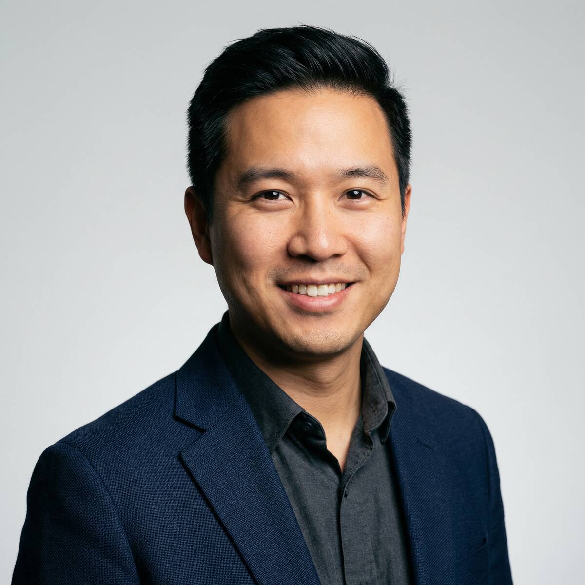 抓龙茎制片人王浩